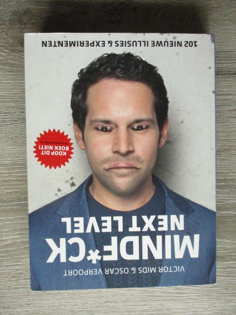 Mindfuck next level - Victor Mids & Oscar Verpoort, Boeken, Ophalen of Verzenden, Gelezen, Overige onderwerpen