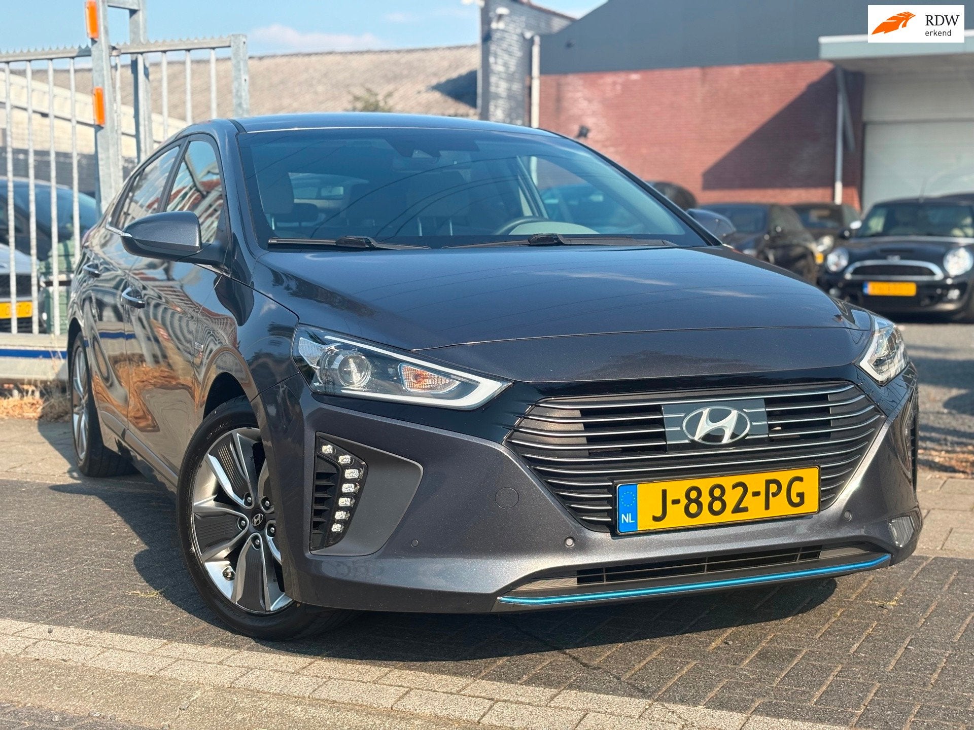 Hyundai IONIQ 1.6 GDi Trend Hybrid | BOMVOL OPTIES | Leder |, 1345 kg, Gebruikt, Leder, Bedrijf