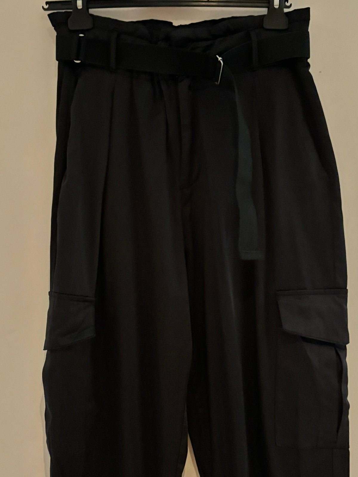 Zara broek met lage zakken maat m, Maat 38/40 (M), Zwart, Ophalen of Verzenden, Zo goed als nieuw