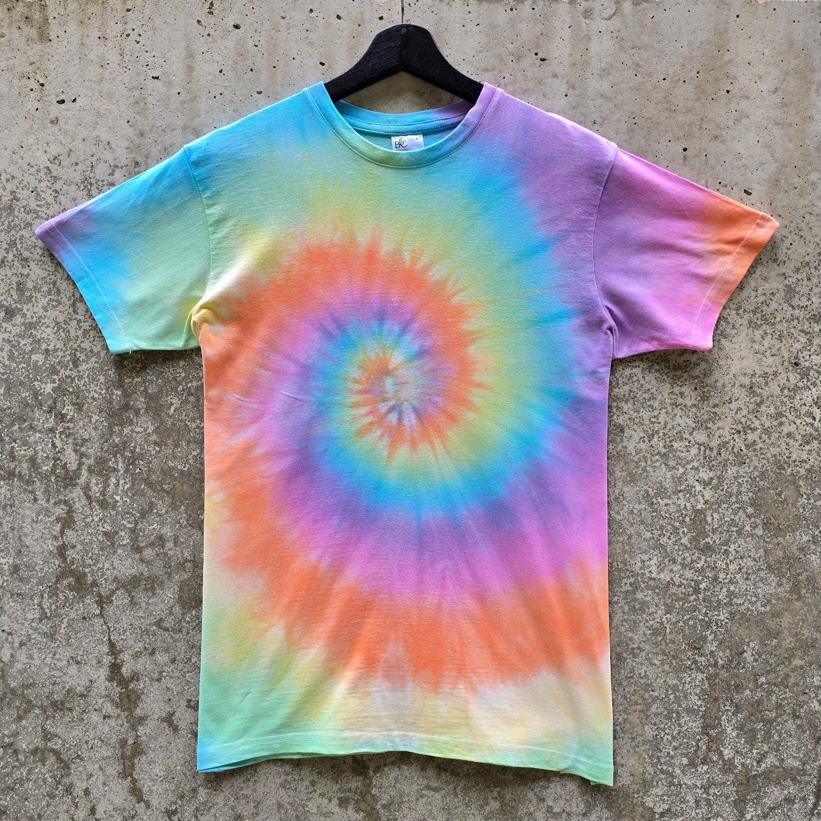 Pastel regenboog spiral tie dye t-shirt unisex maat S, Kleding | Dames, Overige kleuren, Nieuw, Ophalen of Verzenden, Spiral Creaties