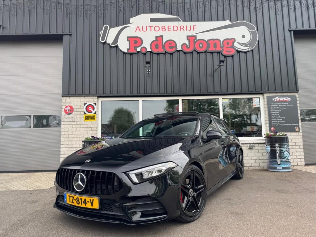 Mercedes-benz A-KLASSE 200 AMG Aeropakket Panorama Alcantara, Gebruikt, Euro 6, 4 cilinders, Origineel Nederlands