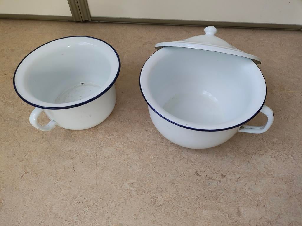 Set van twee brocante emaille Pannen, Antiek en Kunst, Ophalen