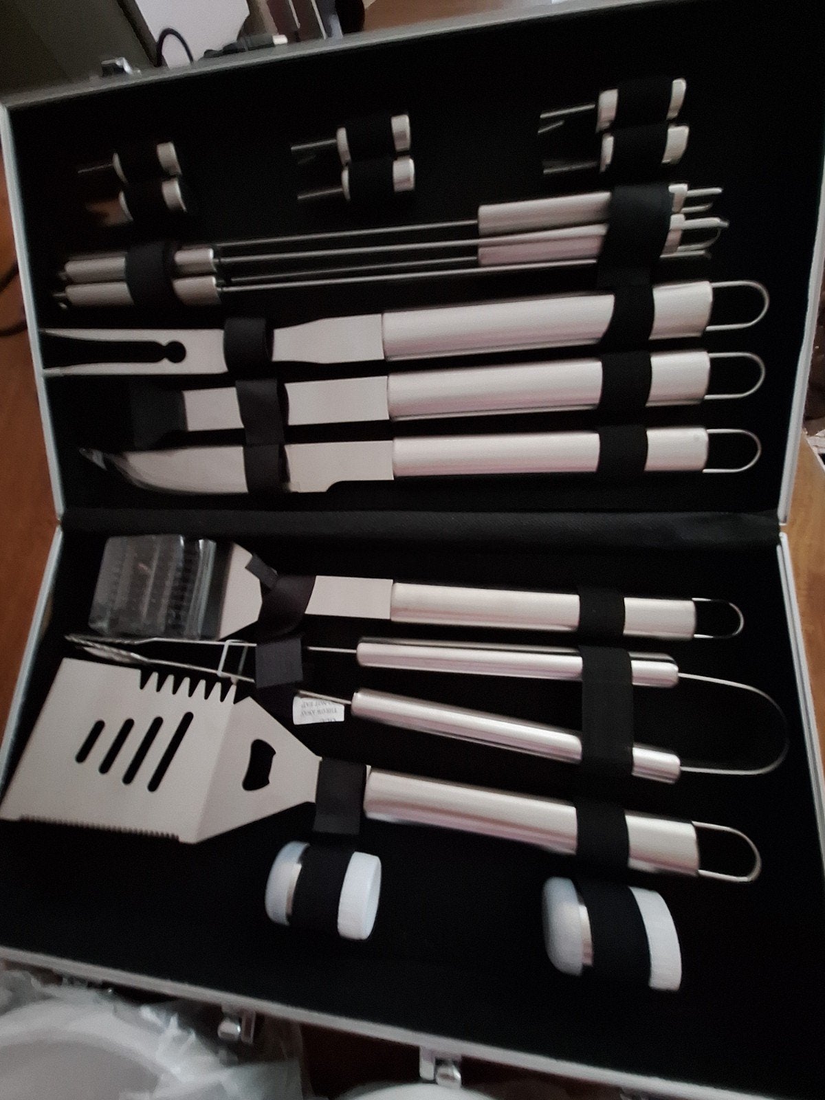 BBQ set met bestek en wegwerpservies, Ophalen of Verzenden, Nieuw