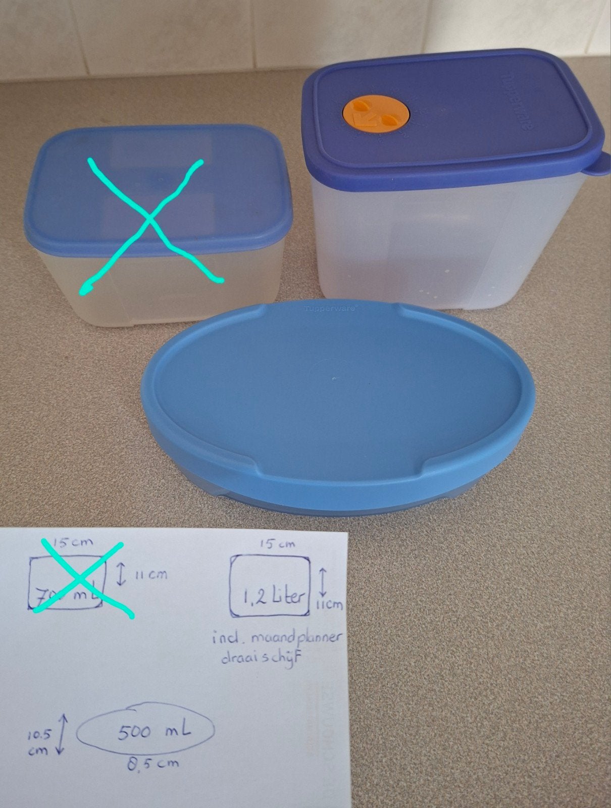 Tupperware bewaar bakjes 1 met maandkalender., Verzenden, Zo goed als nieuw, Blauw, Overige typen