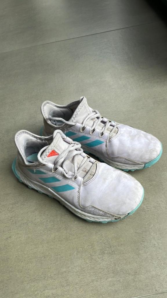 Adidas veldhockeyschoenen maat 36 2/3, Sport en Fitness, Ophalen, Gebruikt, Schoenen
