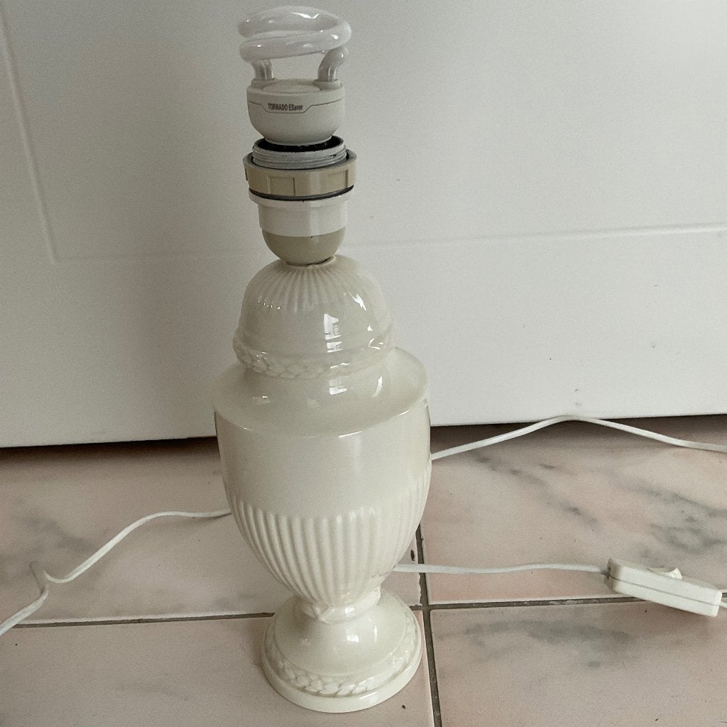 Te koop Wedgwood lamp, Ophalen, Zo goed als nieuw, Minder dan 50 cm