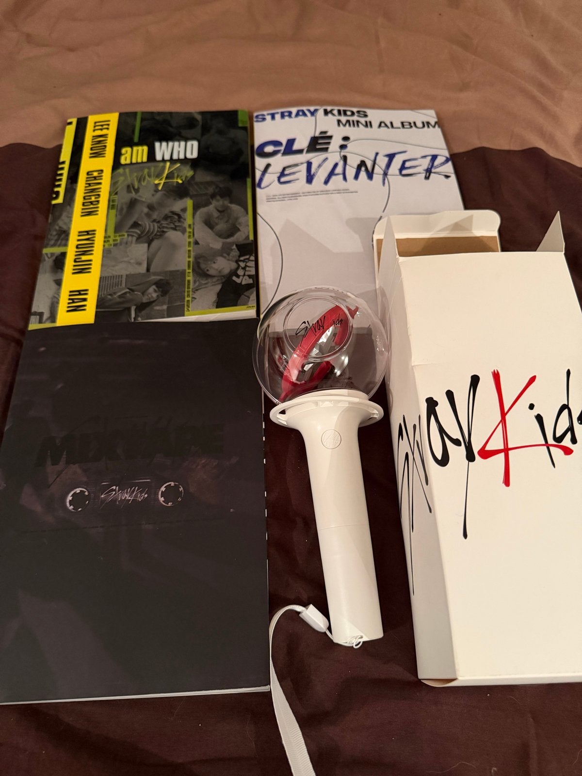 Stray Kids K-pop albums en lightstick version 1, Ophalen of Verzenden, Zo goed als nieuw, K-pop, Album
