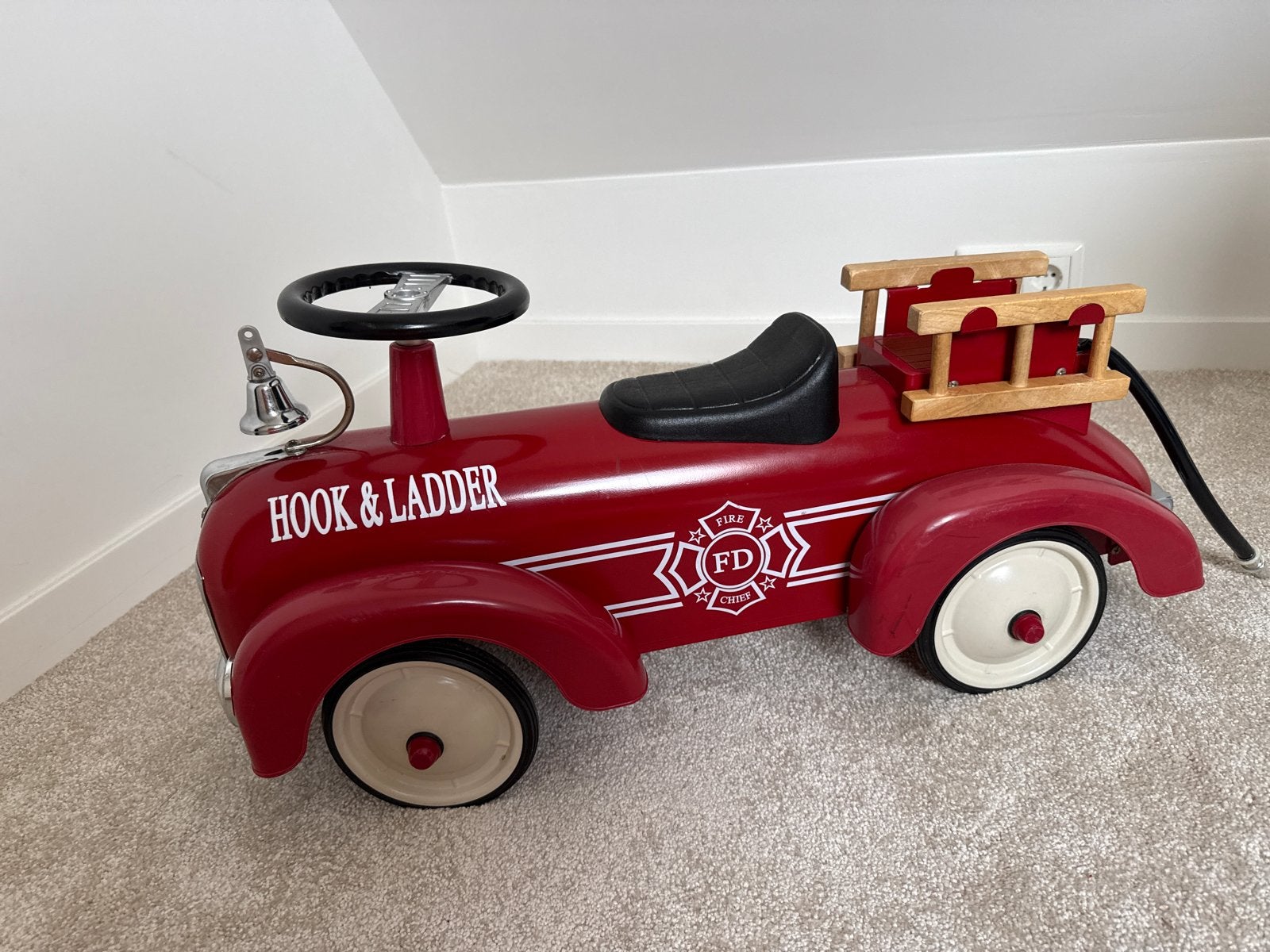Vintage Rode Brandweer Loopauto met Bel, Ophalen, Zo goed als nieuw, Loopvoertuig