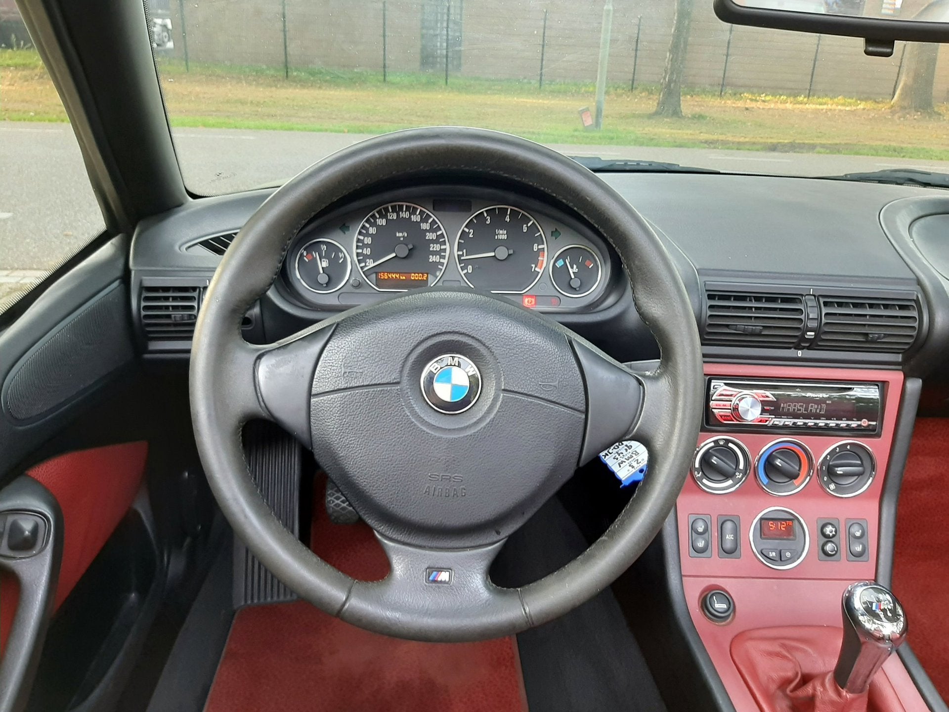 Foto 9 van BMW Z3 Roadster 2.0 S 6-Cilinder Airco Leder 17 Inch M-Velg