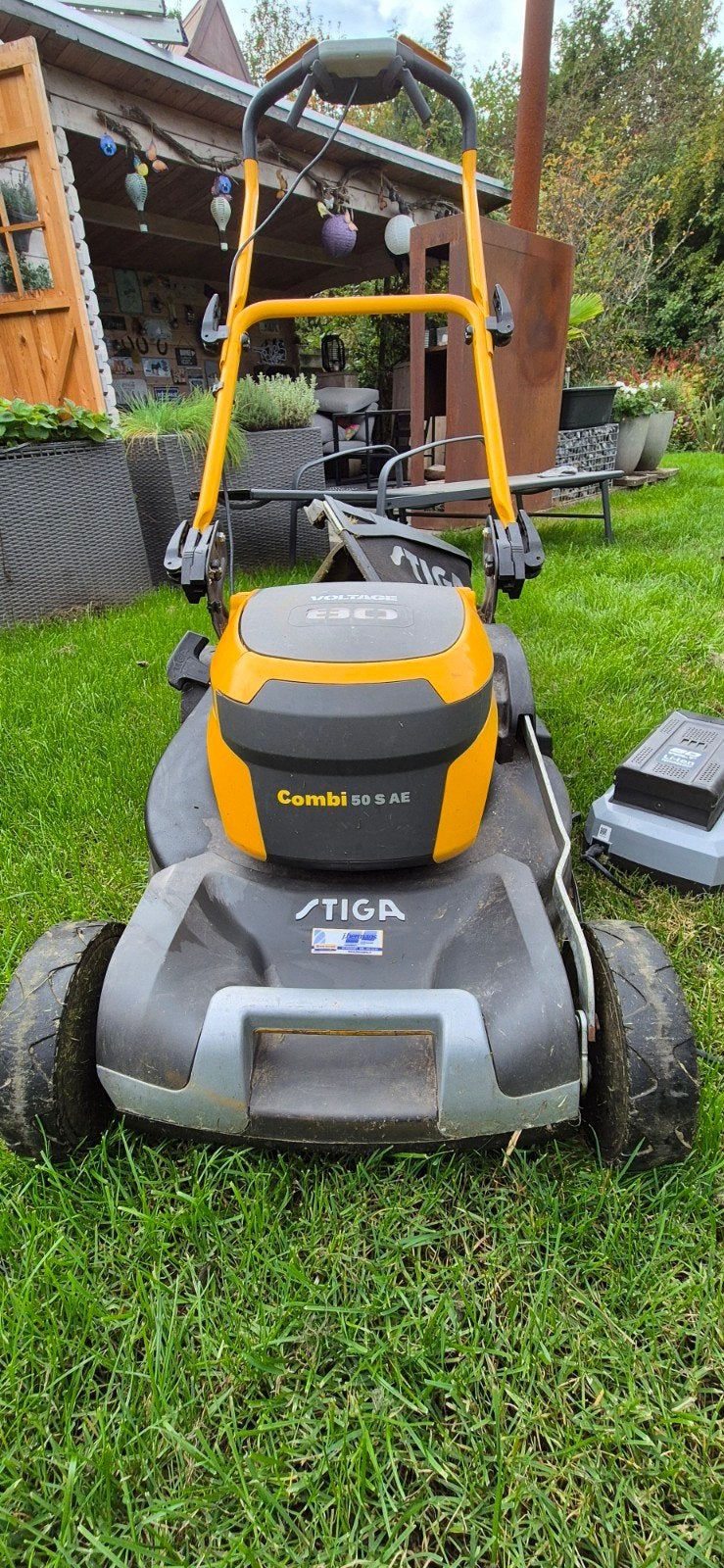 Stiga Combi 50 S AE Accu-grasmaaier met opvangzak, Cirkelmaaier, Gebruikt, Stiga, Accu-grasmaaier