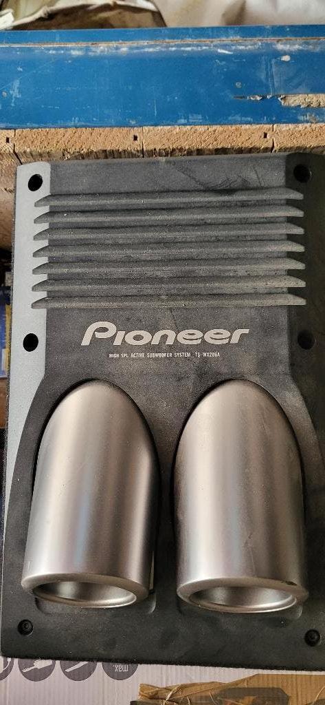 subwoofer gebruikt in de auto.Pioneer., Gebruikt, Subwoofer, 120 watt of meer, Ophalen