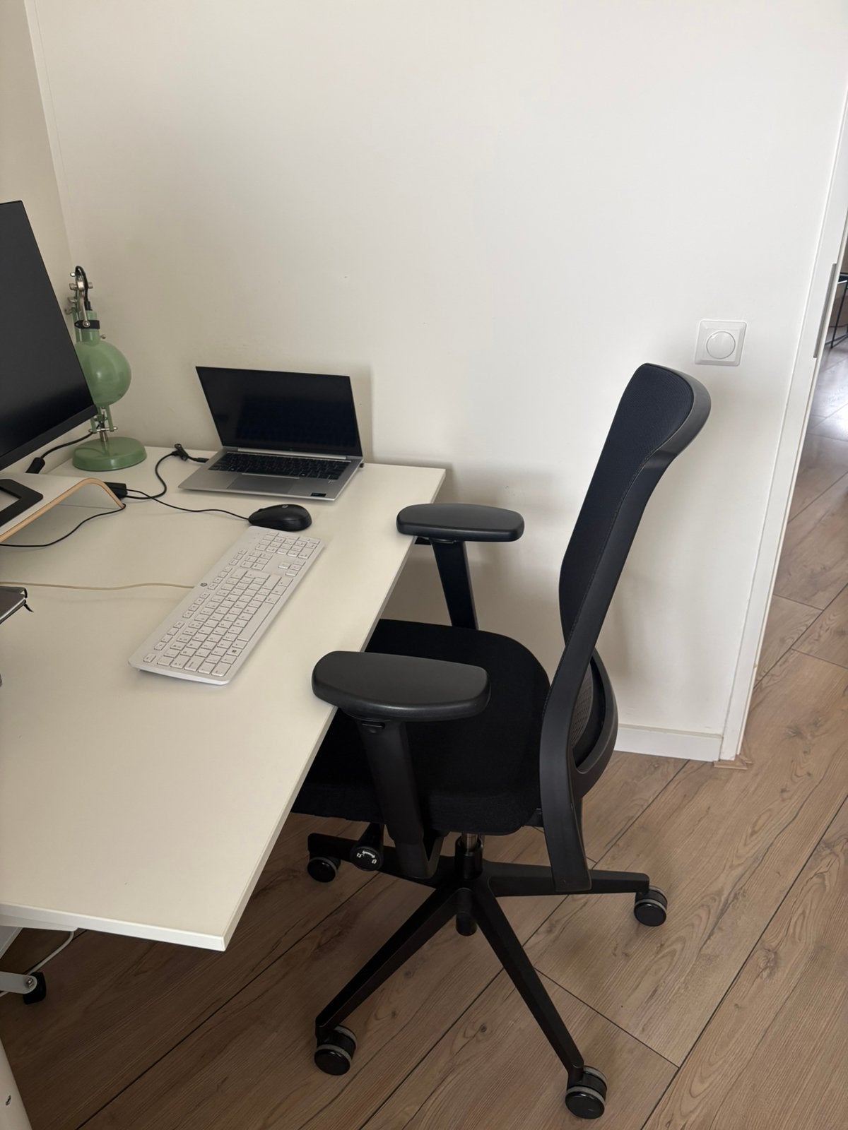 Gispen Bureaustoel - Ergonomisch en Comfortabel, Ophalen, Ergonomisch, Zo goed als nieuw, Zwart