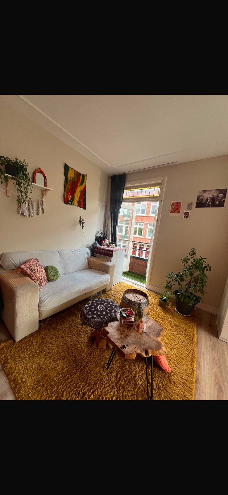 Gratis Hoog polig Oker geel vloer kleed, Huizen en Kamers, Rotterdam