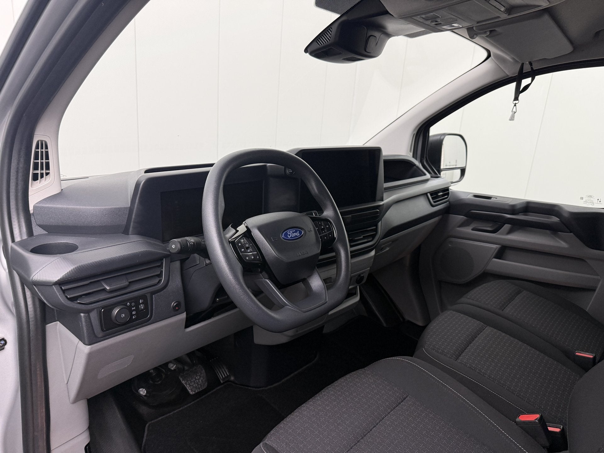 Ford Transit Custom 2.0TDCI Automaat Lang Limited | 2xSchuif, Dealer onderhouden, Gebruikt, 4 cilinders, 2800 kg