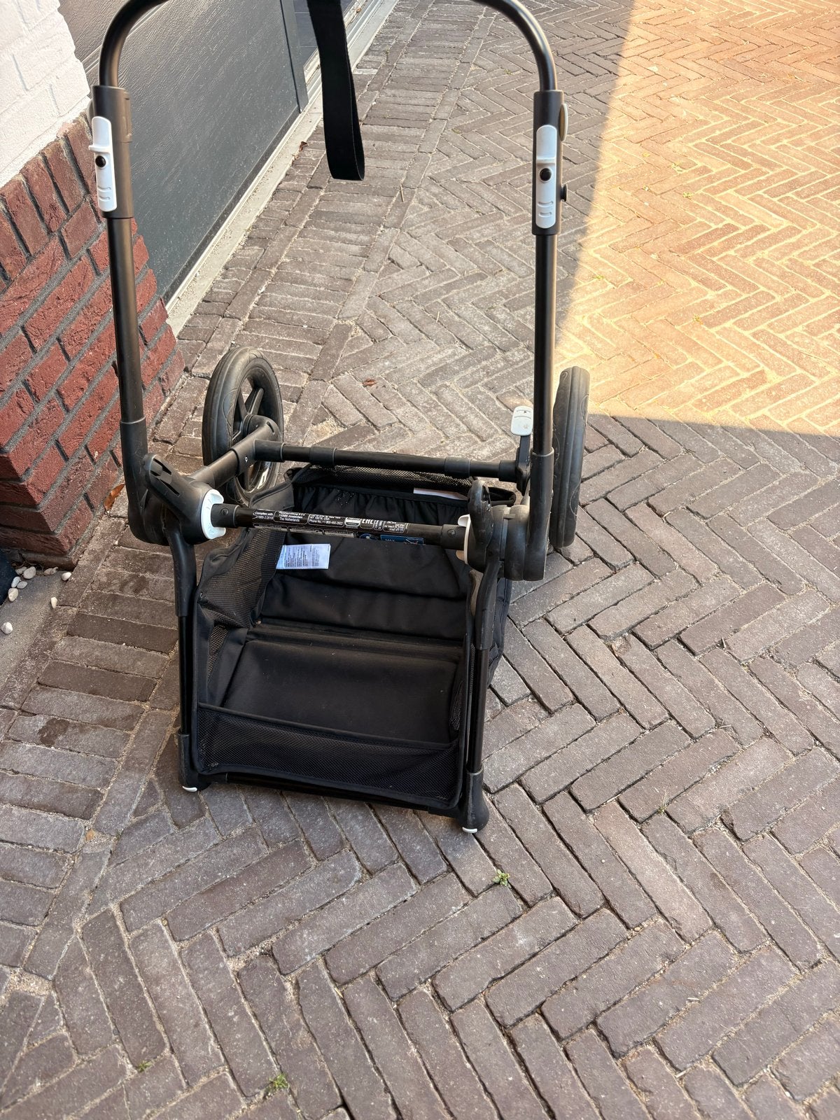Bugaboo fox  3 onderstel met boodschappenmand, Kinderen en Baby's, Kinderwagens en Combinaties, Ophalen, Gebruikt, Combiwagen