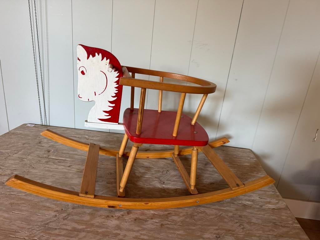 Vintage Houten Hobbelpaard Rood en Wit, Ophalen, Gebruikt, Rij- of Hobbelspeelgoed