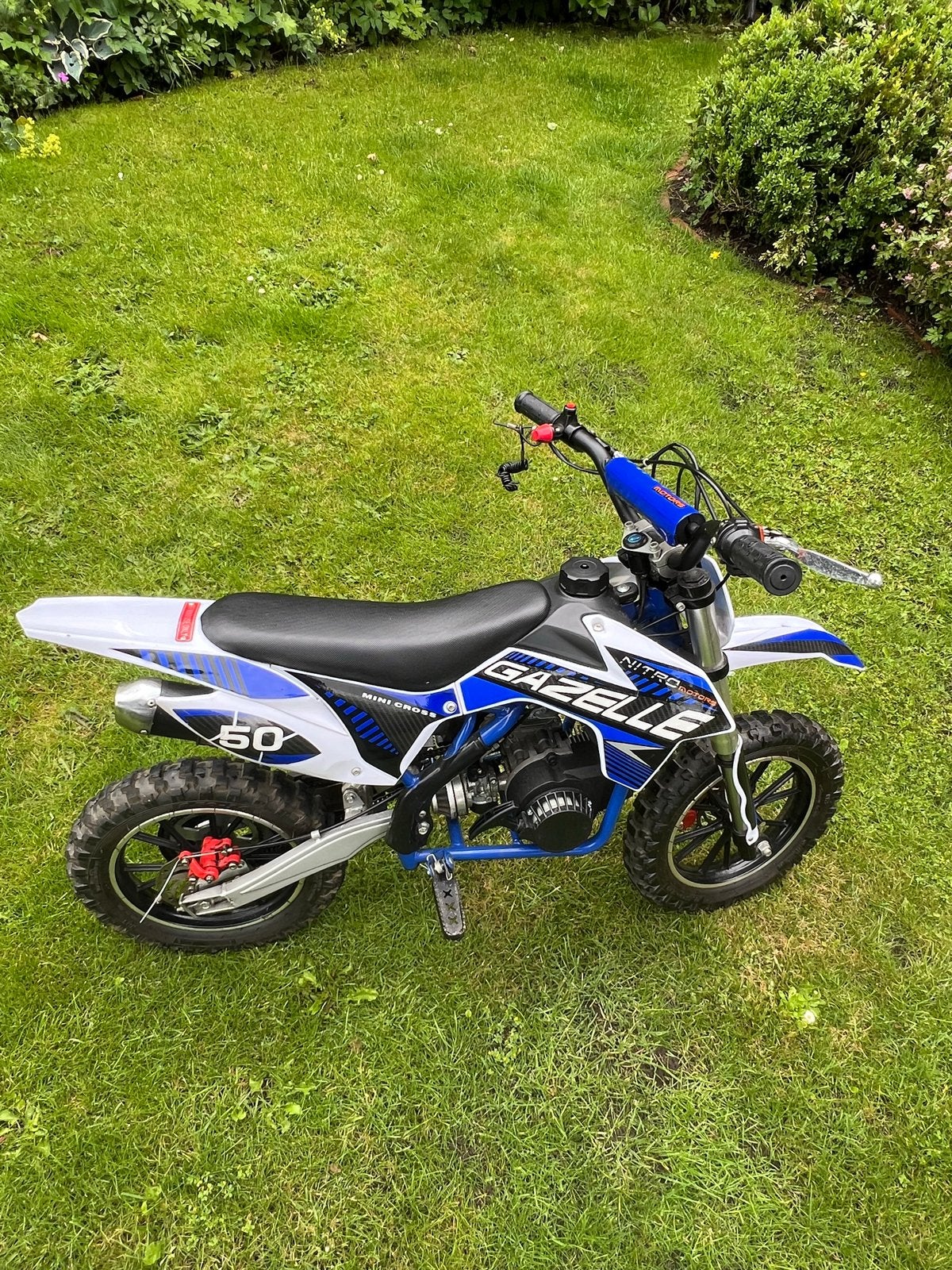 Nitro Gazelle 50cc Mini Cross Dirtbike, Fietsen en Brommers, Ophalen, Zo goed als nieuw, Schijfrem, Dirtbike