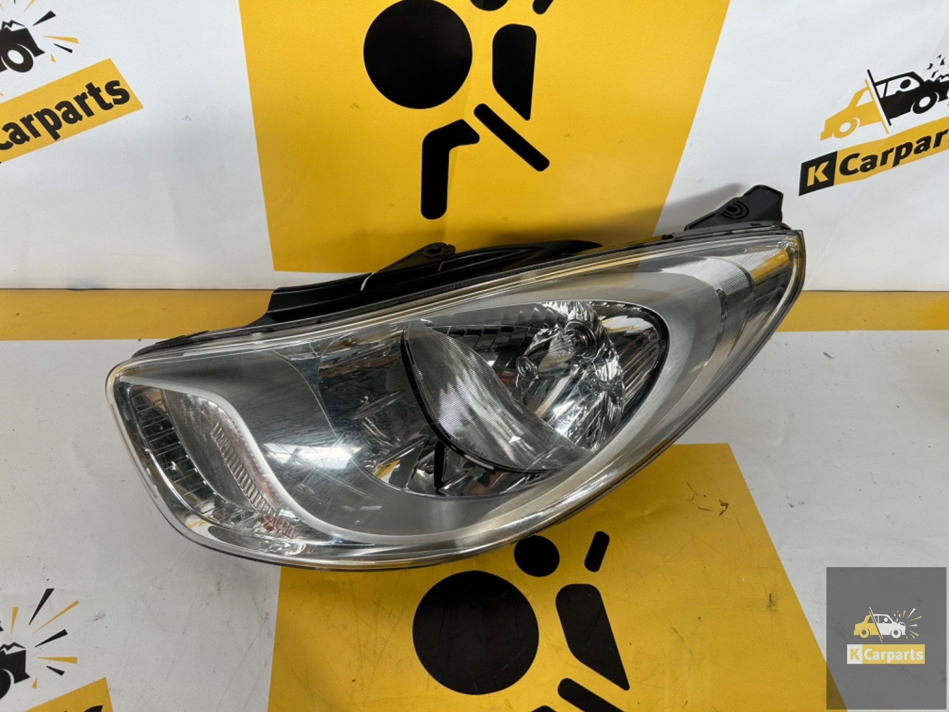 Hyundai i10 links voor koplamp origineel LHD13002 koplamp