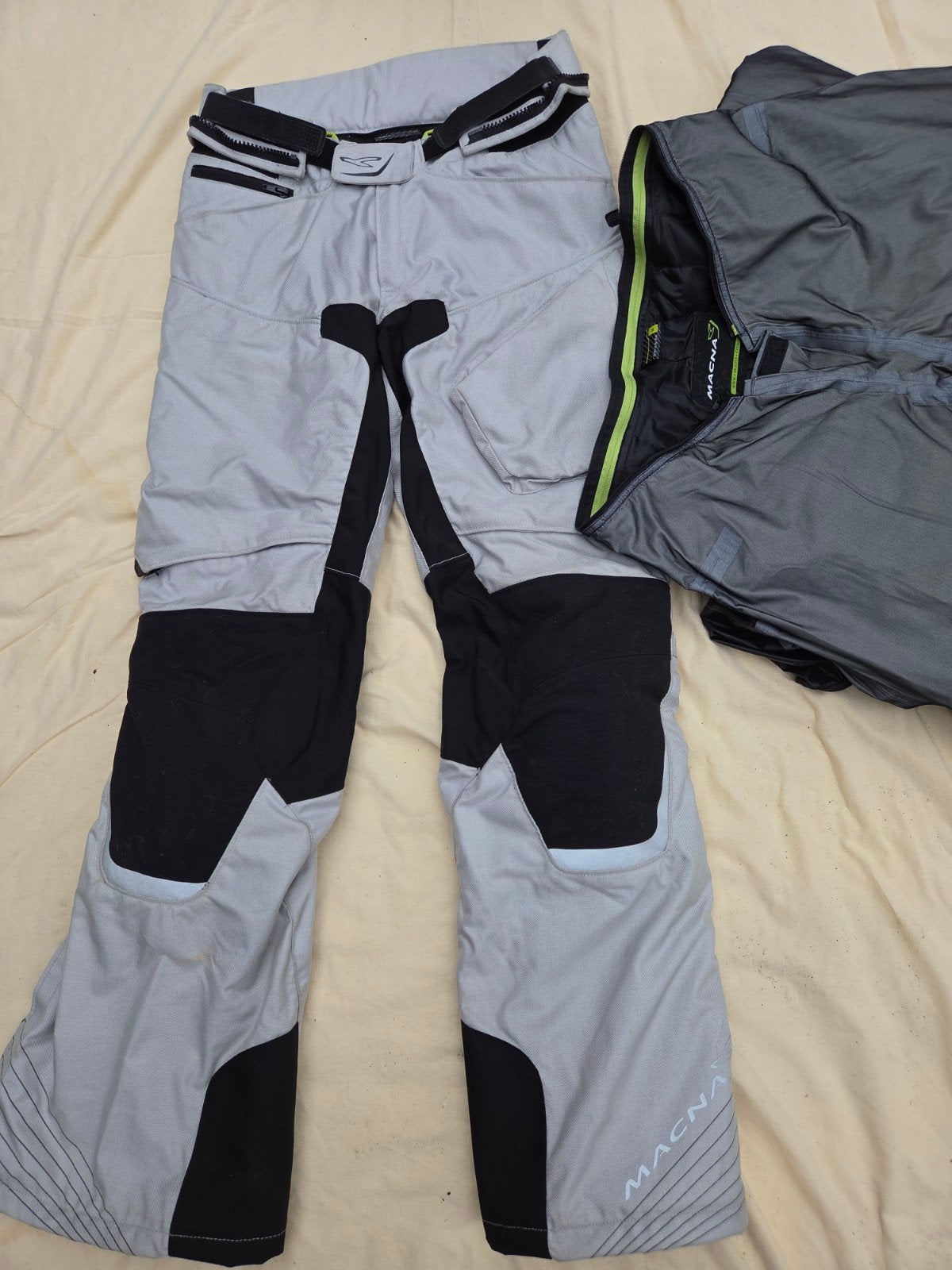 Macna Textiel Motorbroek Maat 50 (M) met protectoren, Heren, Ophalen of Verzenden, Broek | textiel, Tweedehands