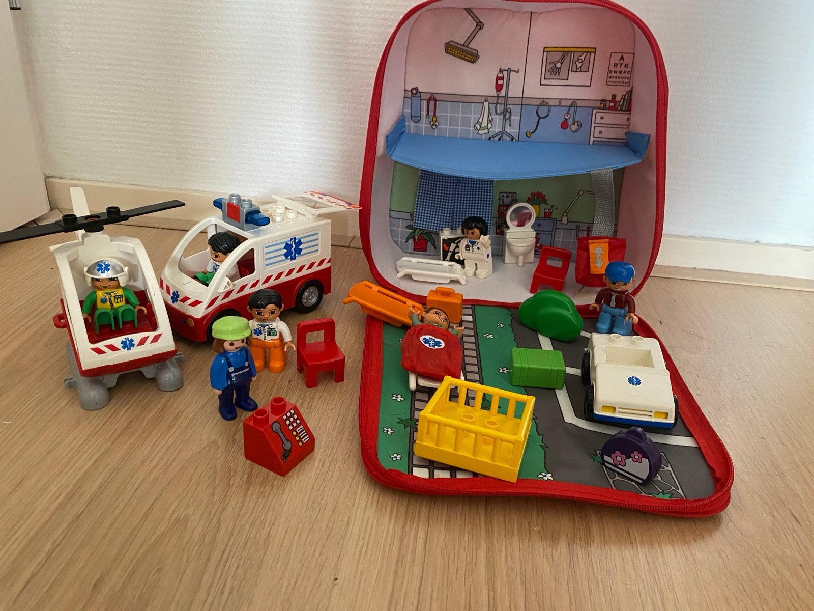 Duplo dokterstas met inhoud (band ingeknipt), Ophalen of Verzenden, Gebruikt, Overige merken