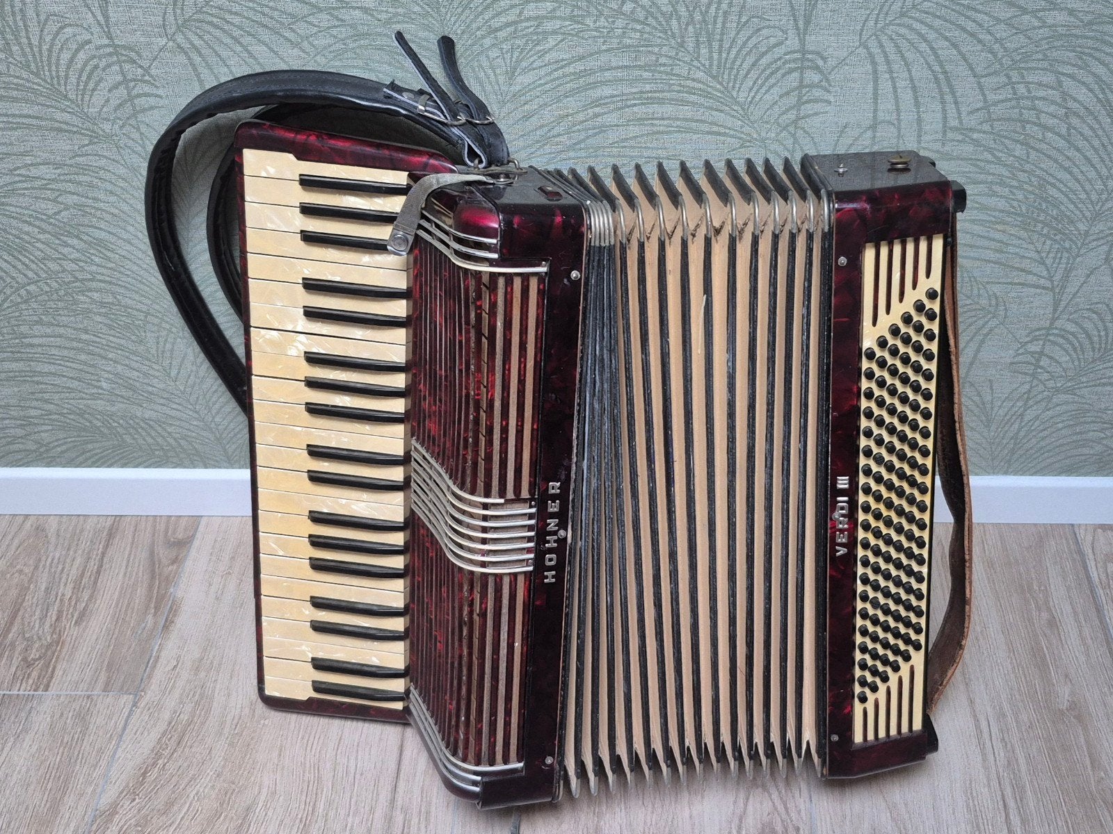 Hohner Verdi III Toetsaccordeon - Gebruikt, Ophalen, Gebruikt, Met riemen, Overige formaten