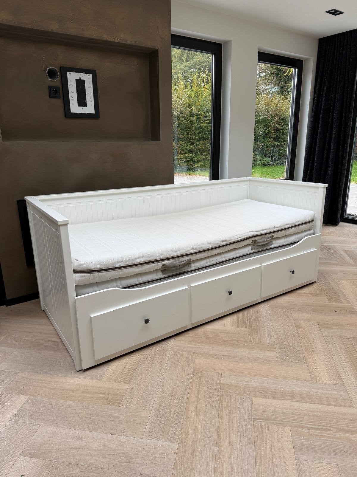 IKEA Hemnes Bedbank met 3 lades en matras, Ophalen, Gebruikt, Wit, Tweepersoons