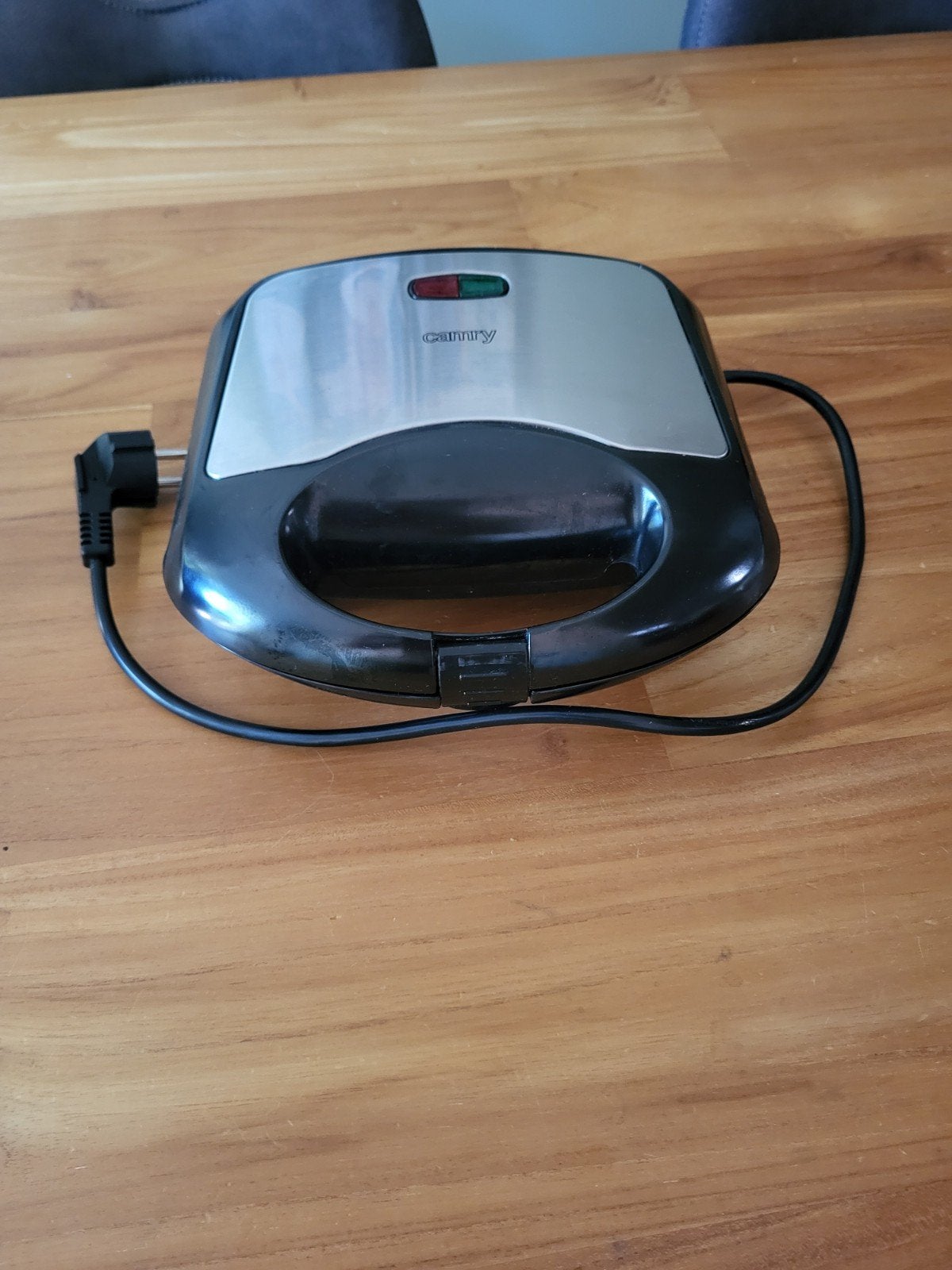Tosti ijzer, Ophalen