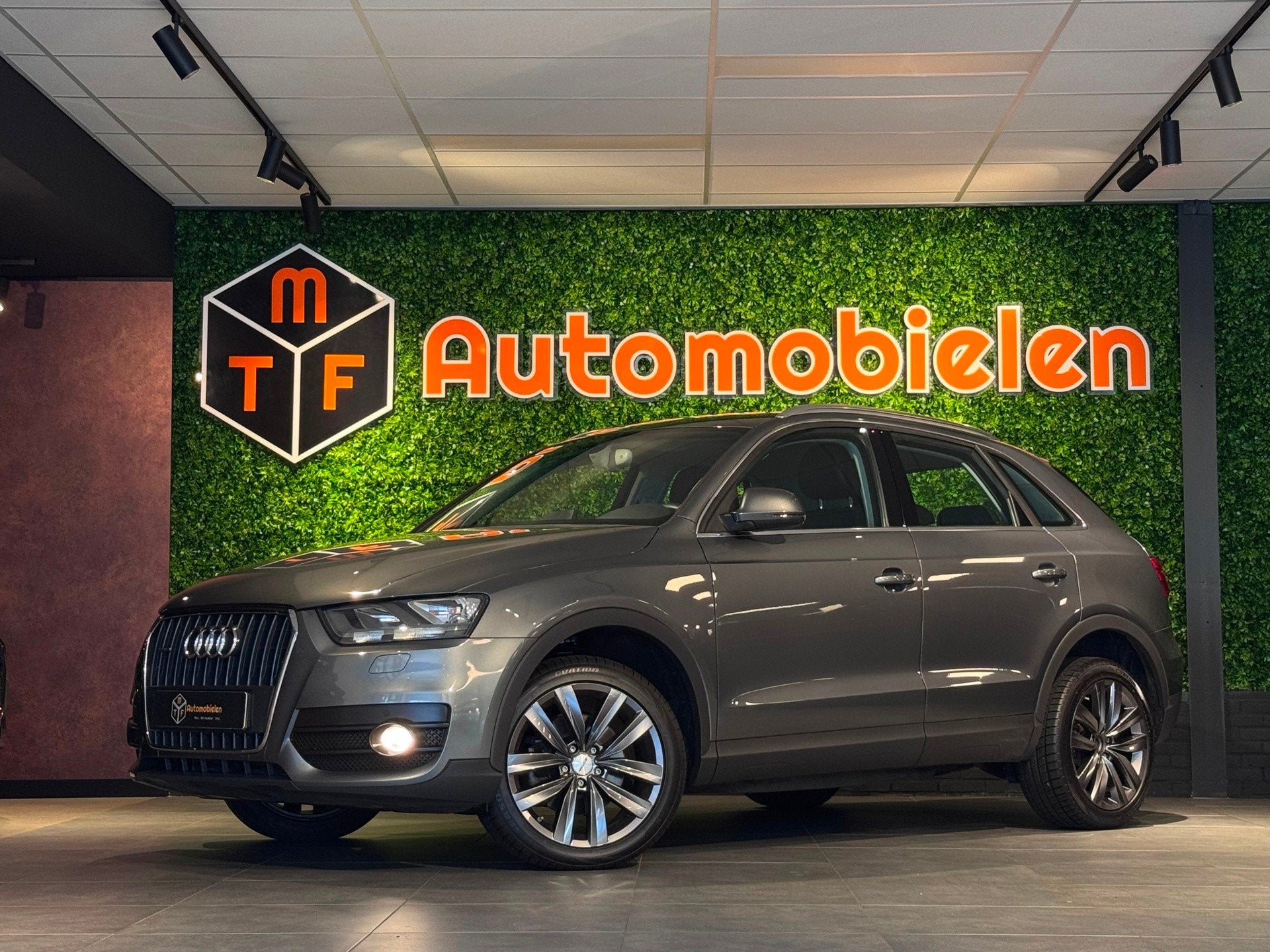 Audi Q3 2.0 TFSI QUATTRO S-LINE 211 PK Pro Line S |Org NL|NA, Euro 5, Gebruikt, Zwart, 4 cilinders