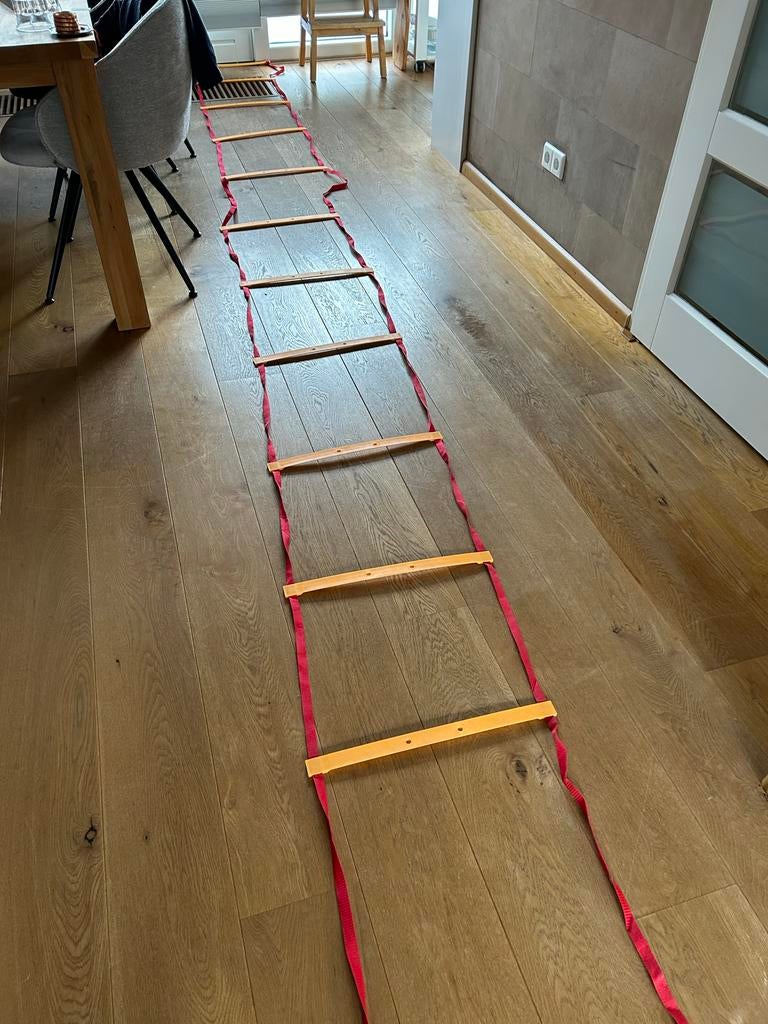 Loopladder 9 meter - Agility Ladder, Ophalen of Verzenden, Zo goed als nieuw