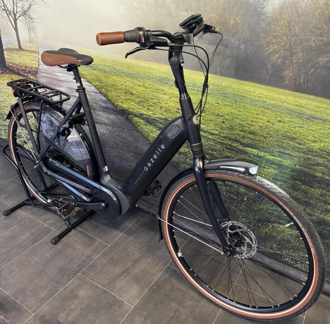 Foto 3 van ACTIE! Gazelle Grenoble C8 | TOP-AANBIEDING | Van €3599