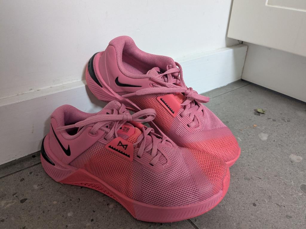 Nike performance metcon 10 mt 36,5, Kleding | Dames, Schoenen, Nike, Ophalen of Verzenden, Roze, Sneakers of Gympen