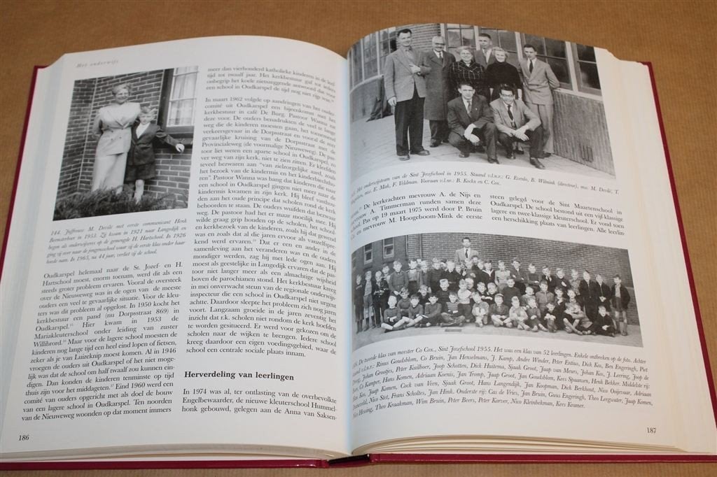 Kapellen aan de Dijk — 100 Jaar Sint Jan de Doper, Boeken, Ophalen of Verzenden, Gelezen