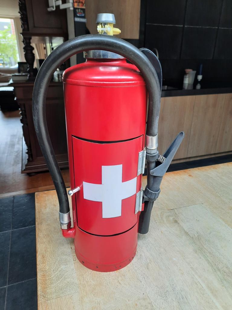 Uniek handgemaakt  kastje van gerecyclede brandblusser, Ophalen of Verzenden, Gebruikt, Brandkast