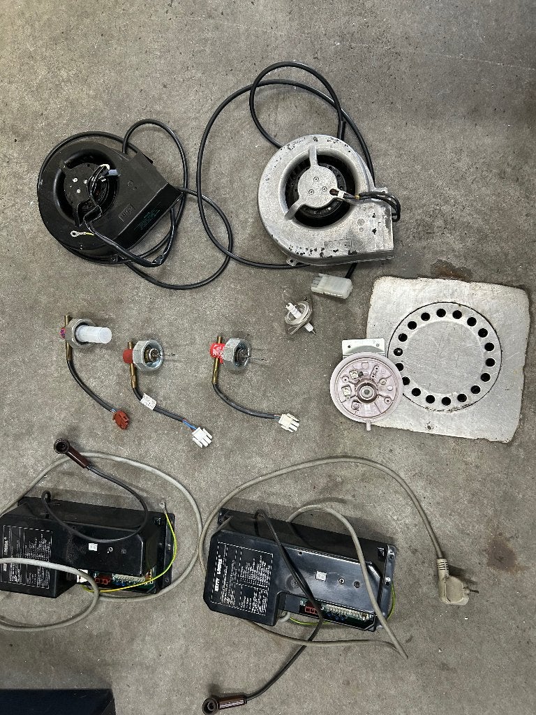 Onderdelen Nefit turbo HR21, Ophalen, Gebruikt, Minder dan 30 cm, Cv-ketel of Combi-ketel