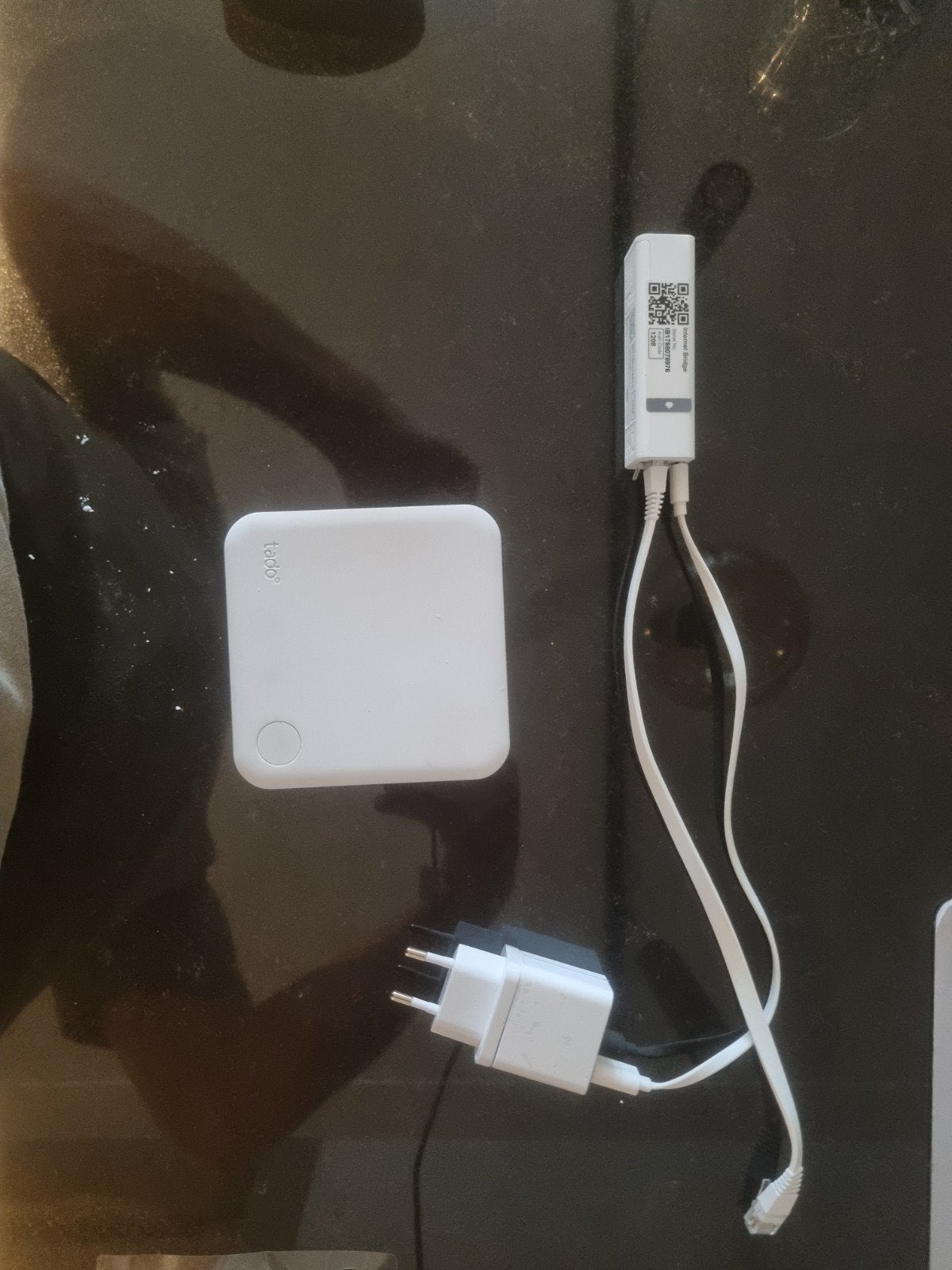 Tado Slimme Thermostaat met Internet Bridge, Ophalen of Verzenden, Slimme thermostaat, Gebruikt