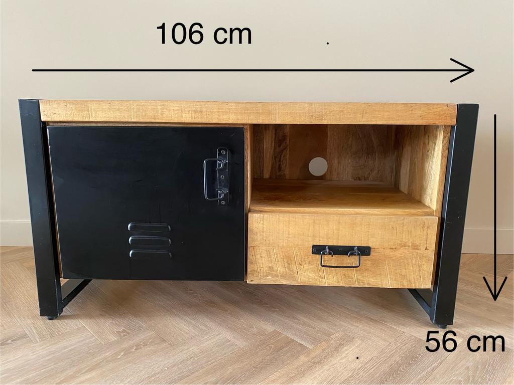 Mooi mango houten TV meubel met stalen elementen 1.06m breed, 100 tot 150 cm, Zo goed als nieuw, Minder dan 100 cm, 25 tot 50 cm