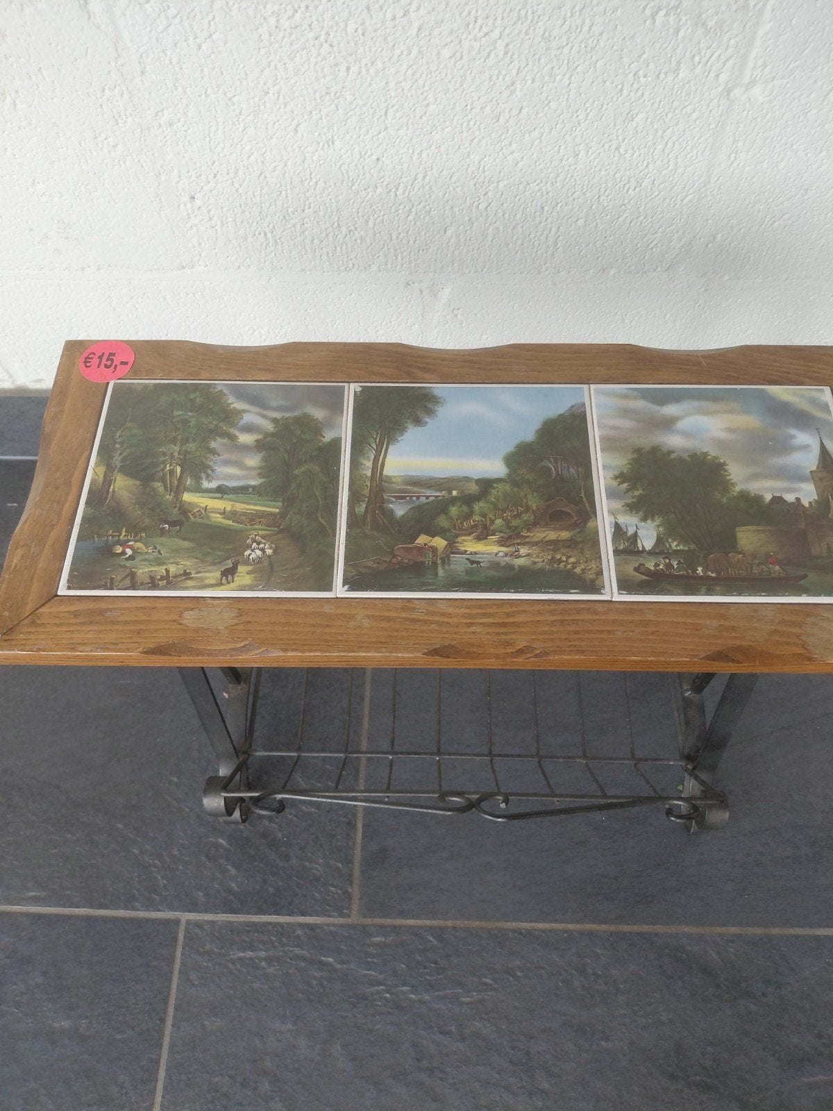 Lectuur tafeltje, Ophalen