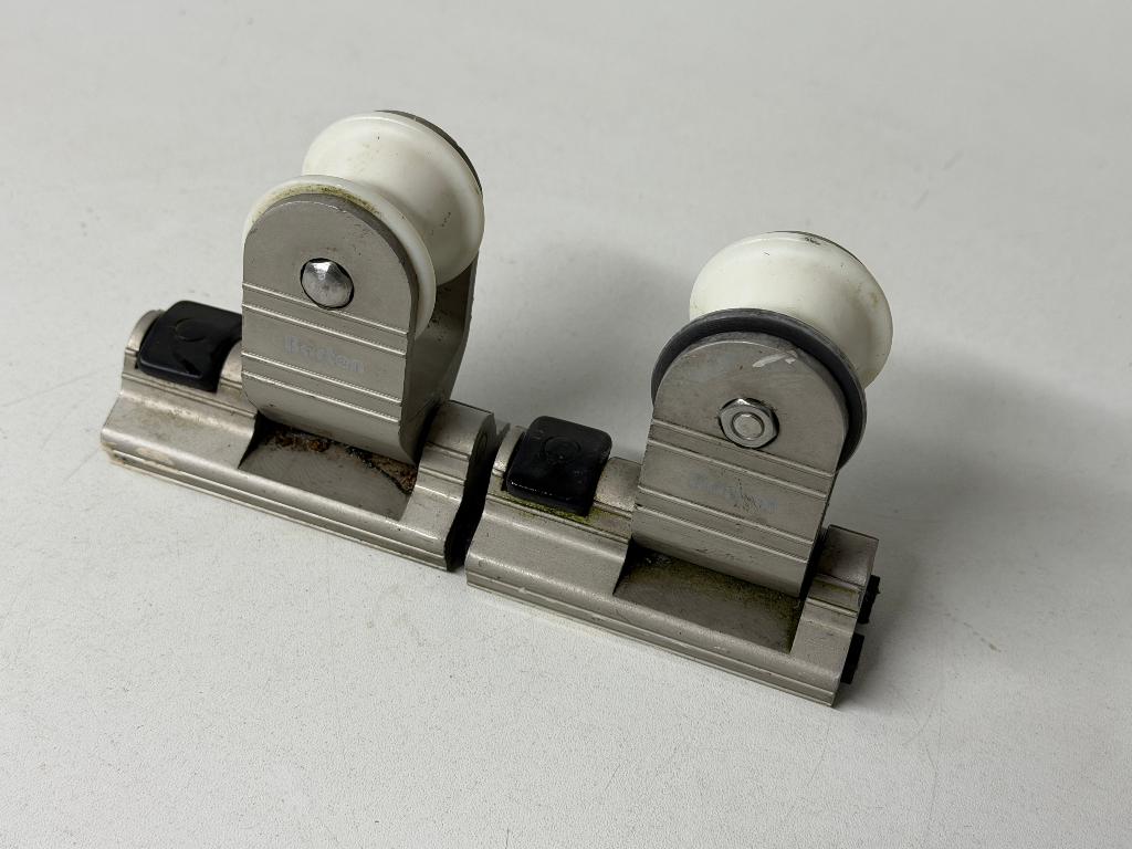 2 x Barton Genuaslede 25 mm, Watersport en Boten, Accessoires en Onderhoud, Ophalen of Verzenden, Gebruikt, Lijn of Blok