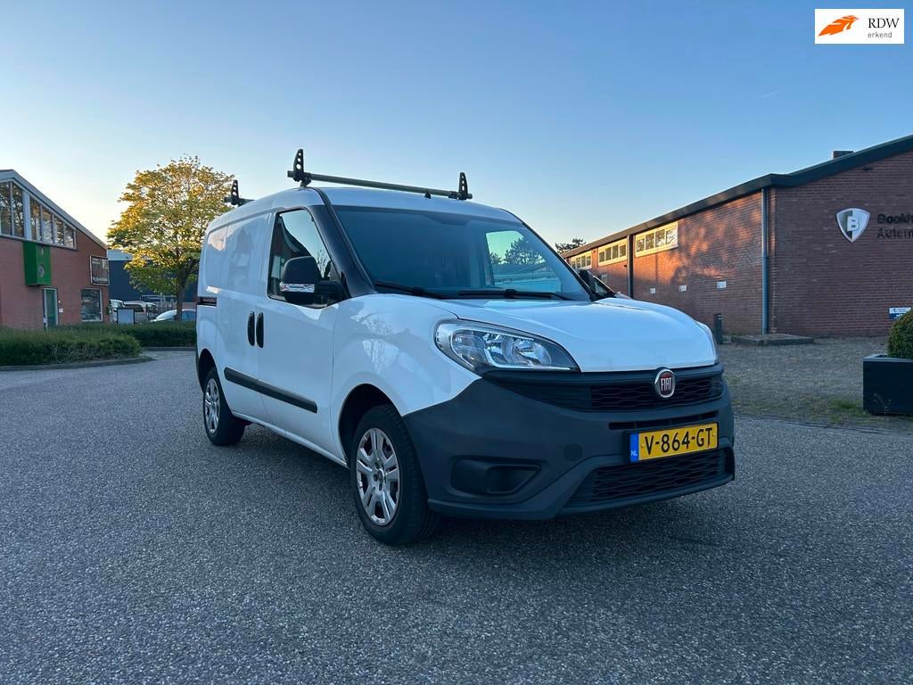 Fiat Doblò Cargo 1.3 MJ L1 Airco|BT|Marge, Voorwielaandrijving, Gebruikt, Euro 6, 4 cilinders