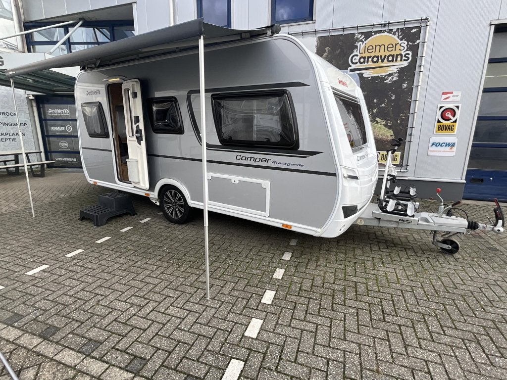 Dethleffs Camper Avantgarde 460 EL ENKELE BED.-MOVER-LUIFEL, Standaardzit, Bedrijf, Tot en met 3, Dethleffs