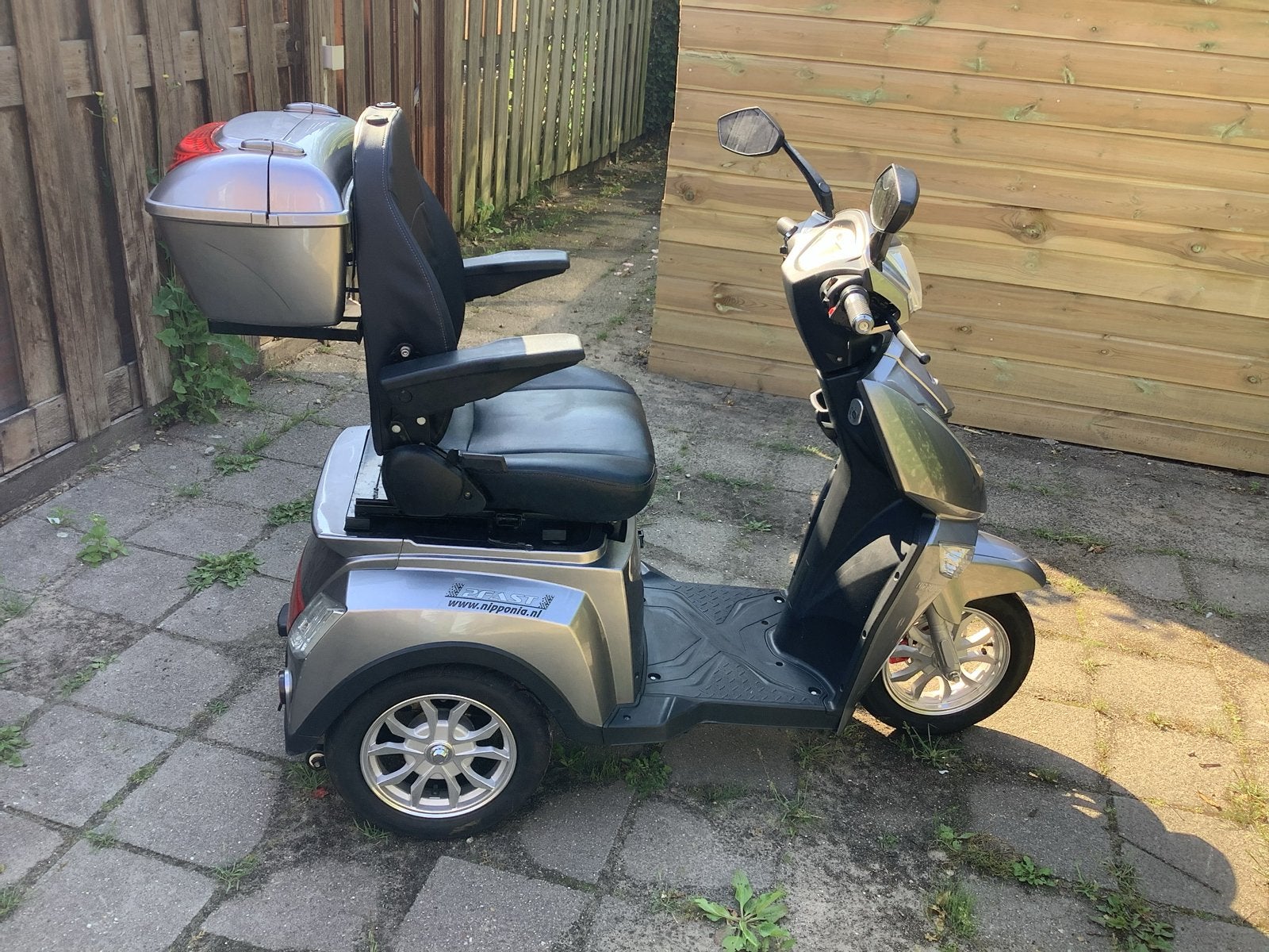 Scootmobiel Nipponia 2 fast, Gebruikt, 16 km/u of meer, 46 km of meer, Ophalen