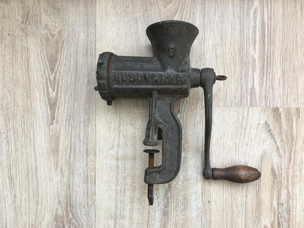 oude metalen worst gehakt molen Husqvarna No. 8 antiek, Ophalen of Verzenden, Gebruikt, Metaal