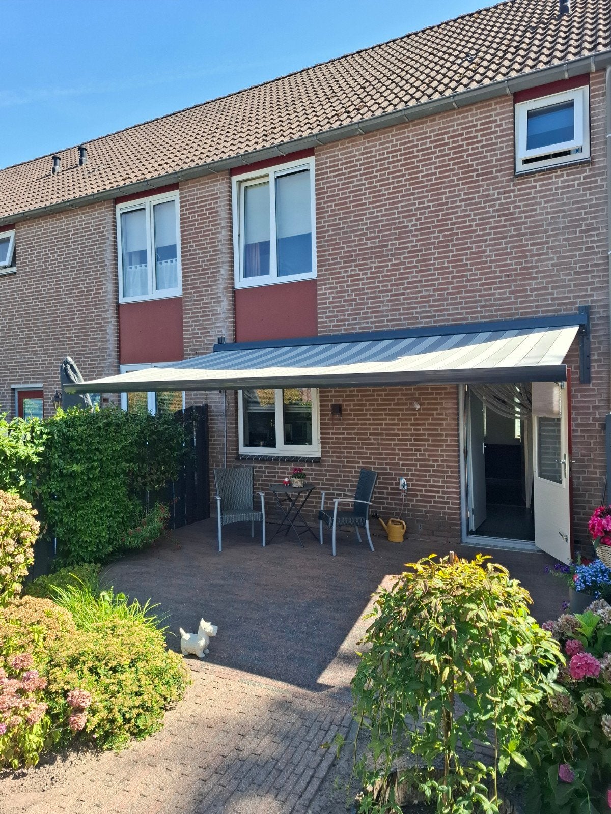 Zonnescherm Zgan 5 Meter Breed uitval 3 Meter ( Elektrisch), Tuin en Terras, Zonneschermen, Ophalen, 450 cm of meer, Elektrisch