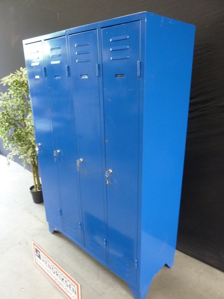 Leuke locker / lockerkast / kledingkast 4 deurs + nieuw slot, Ophalen, Gebruikt, Handelsonderneming Hendriksen, Vintage