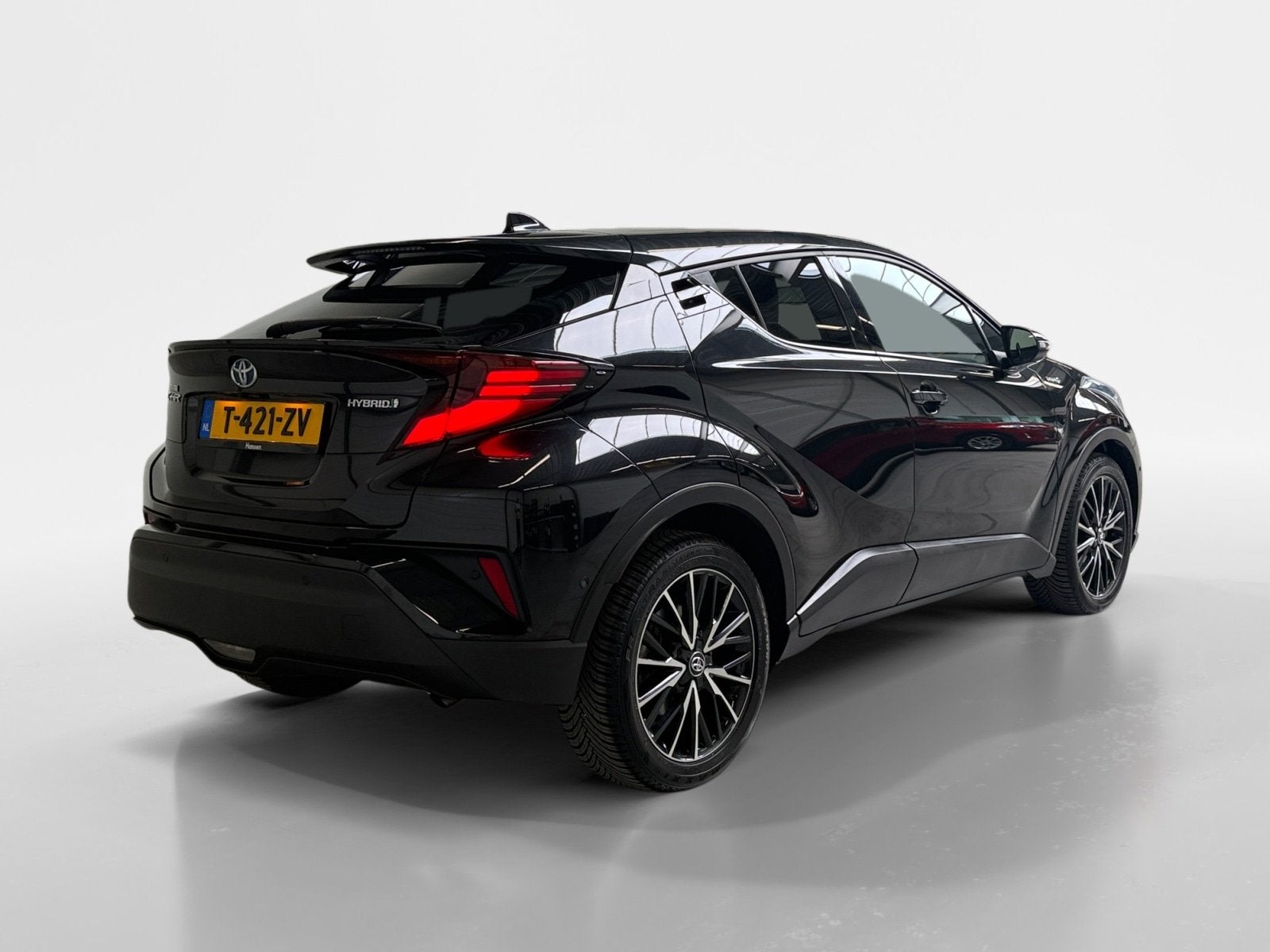 Toyota C-HR 1.8 Hybrid Executive I Elek. Stoelen I Leder I C, Auto's, Euro 6, 4 cilinders, Hybride Elektrisch/Benzine, Automatische klimaatregeling