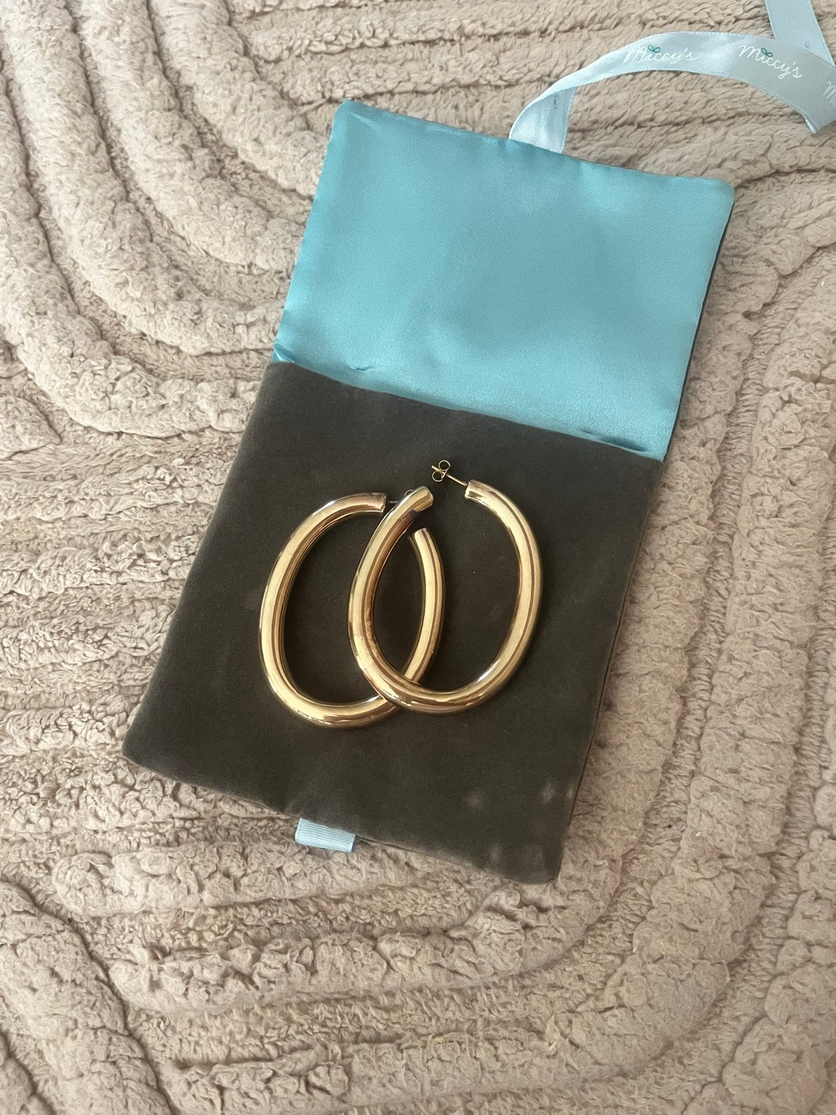 Miccy's Gouden Hoepel Oorbellen - Zo goed als nieuw, Ophalen of Verzenden, Zo goed als nieuw, Goud, Hangers
