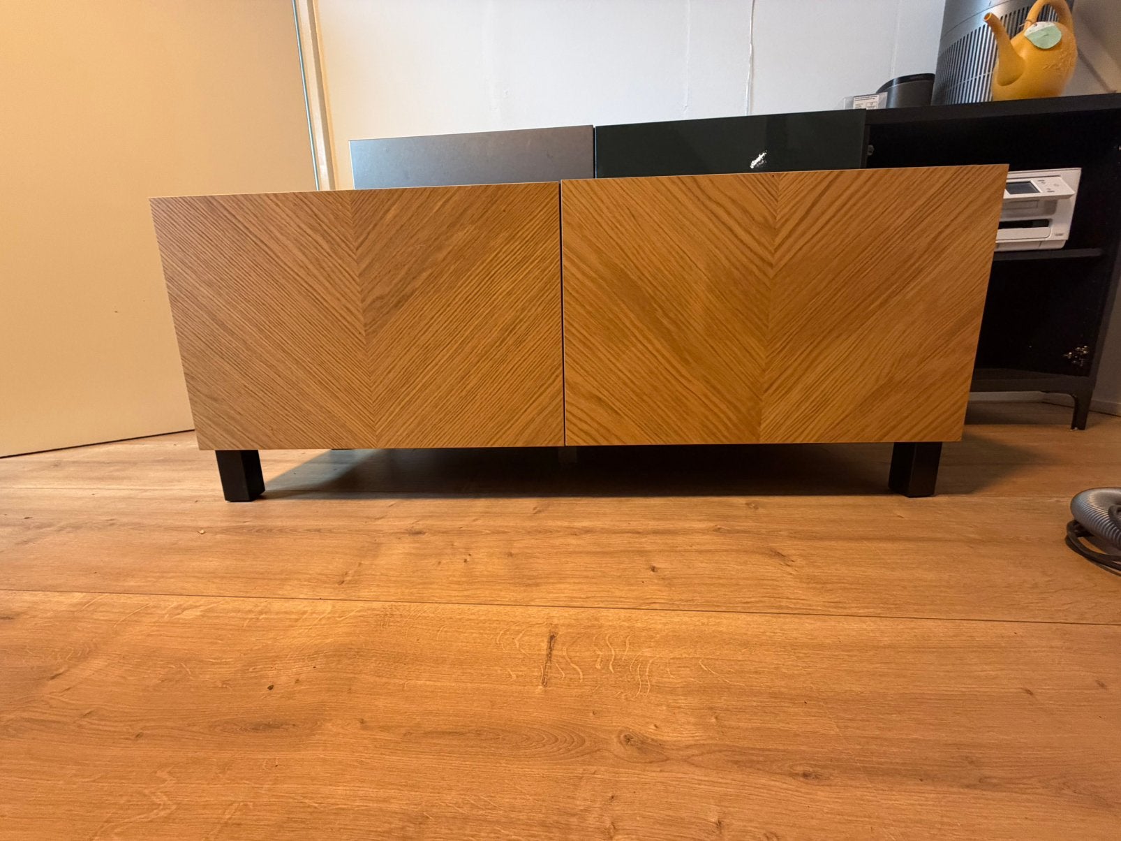 Besta tv meubel, Huis en Inrichting, Ophalen, Zo goed als nieuw, 25 tot 50 cm, Minder dan 100 cm