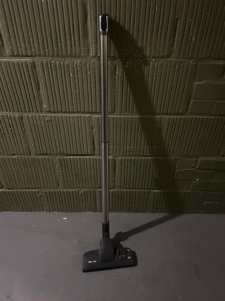 Miele zuigmond +stang, Zo goed als nieuw, Stofzuiger