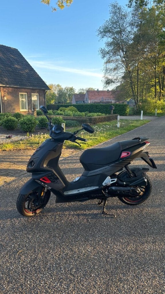 Peugeot Speedfight 4 (2016) Scooter, Ophalen, Gebruikt, Maximaal 45 km/u, Speedfight