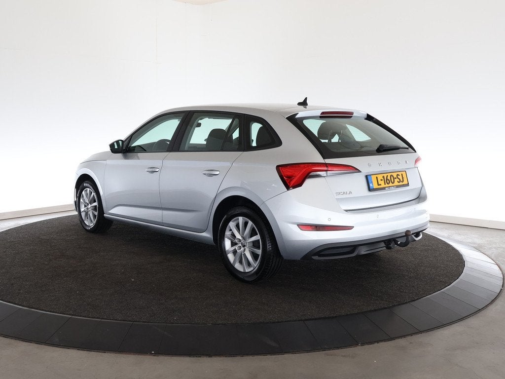 Skoda Scala 1.0 TSI Business Edition (bj 2021), Auto's, Skoda, 21 km/l, 1232 kg, 610 kg, 49 €/maand